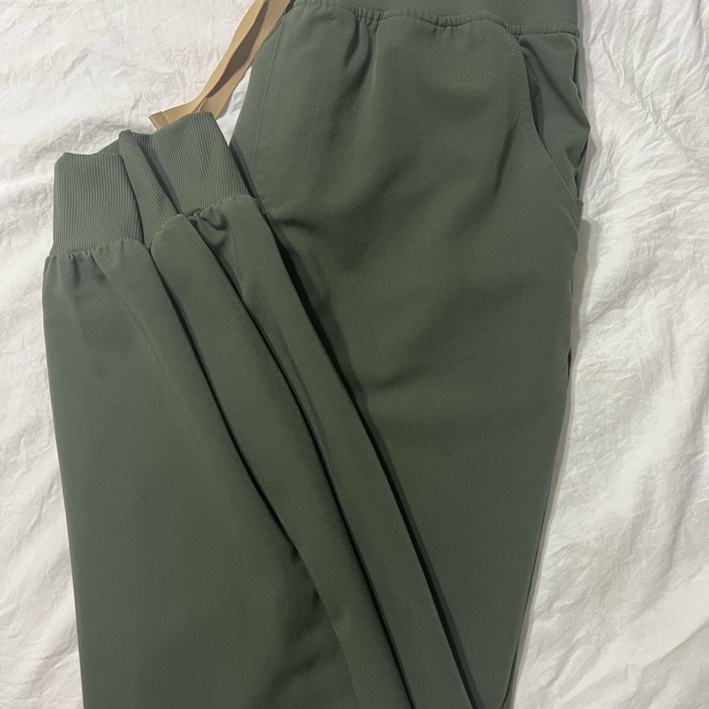 Figs High Waisted Zamora Jogger Scrub Pants Moss